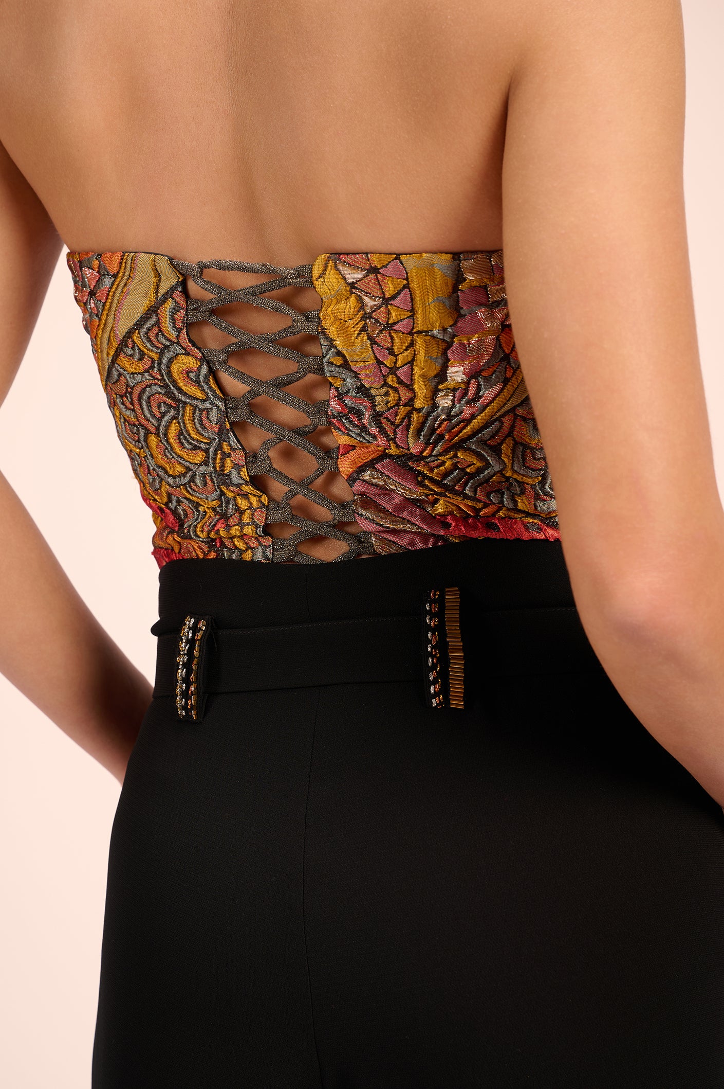 Nogoom Bustier – Amina K.